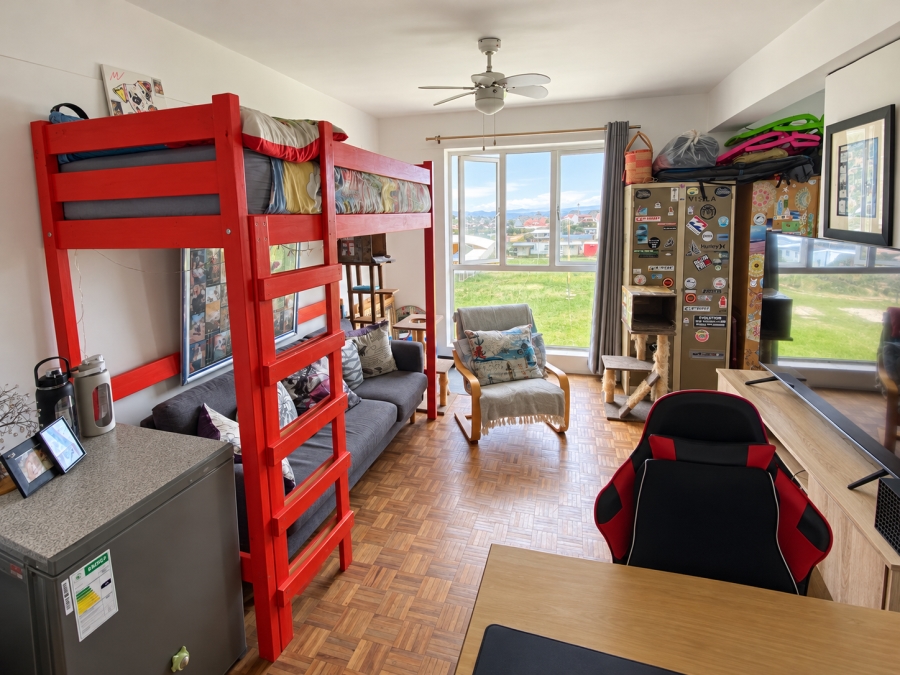 1 Bedroom Property for Sale in Fish Hoek Western Cape